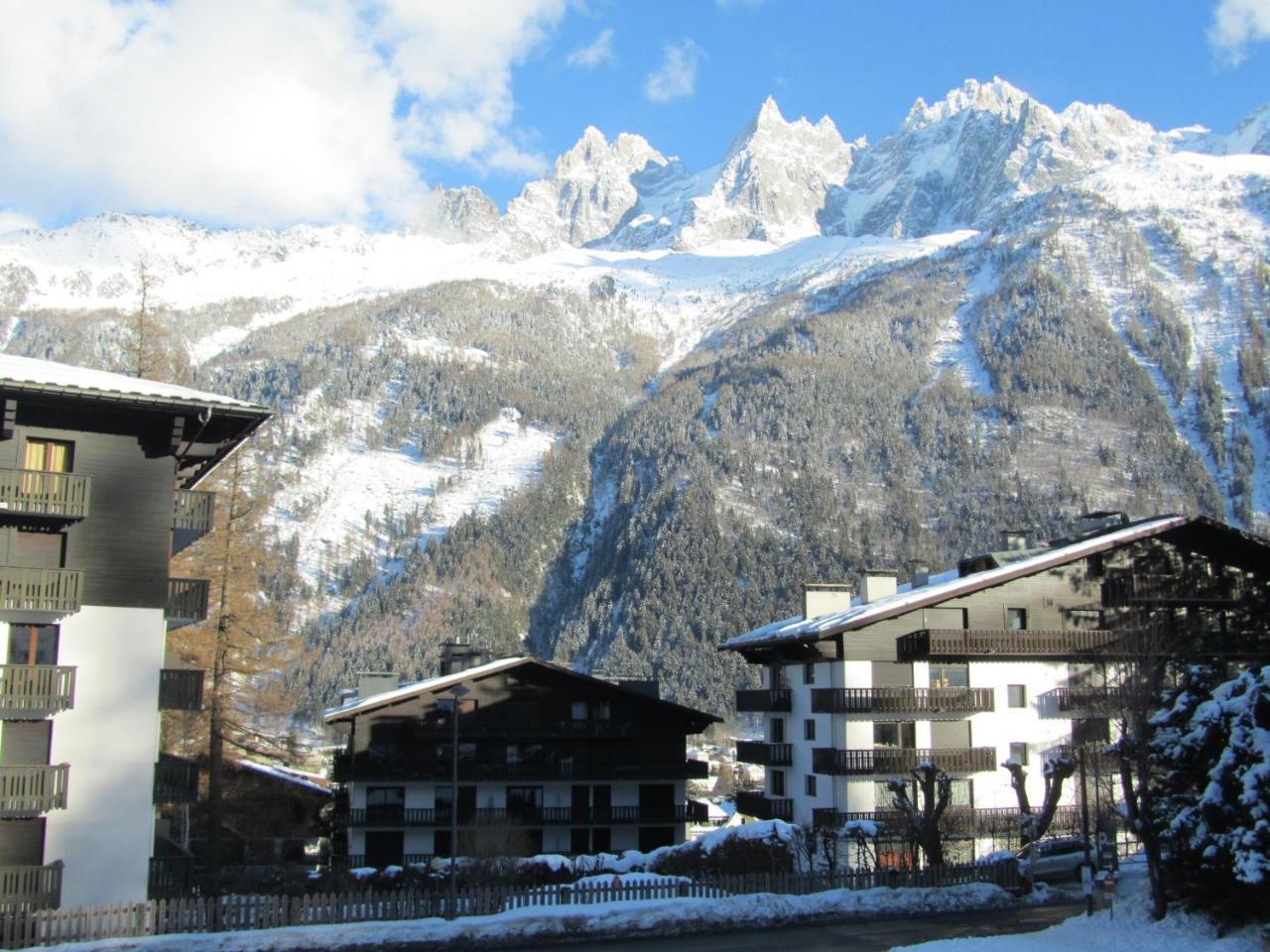 Apartment Le Pied Du Brevent - Walk To Ski Lift, Chamonix Getaway Zewnętrze zdjęcie